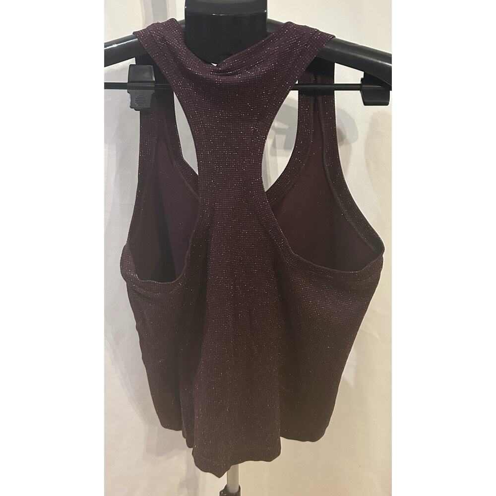 NWT Athleta Momentum Seamless Tank in Burgundy Glitter size M - Picture 3 of 7